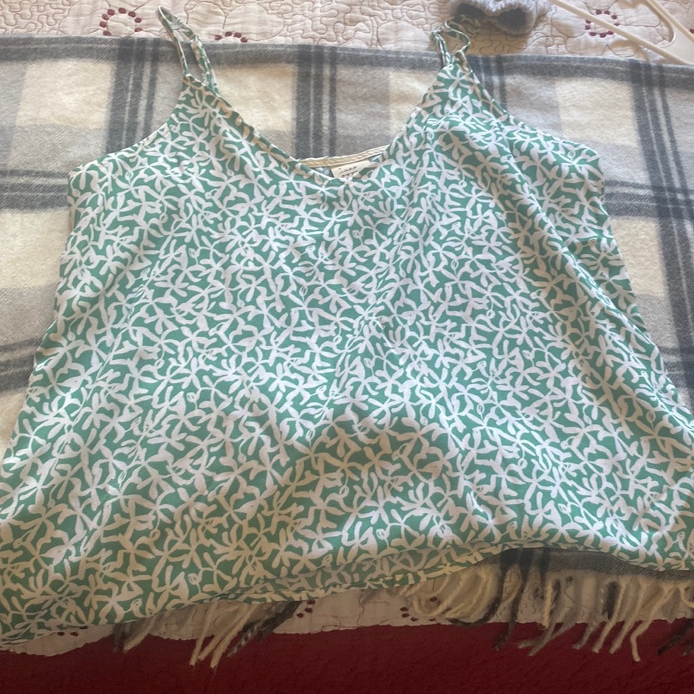 TARGET - Medium - green and white pattern tank top